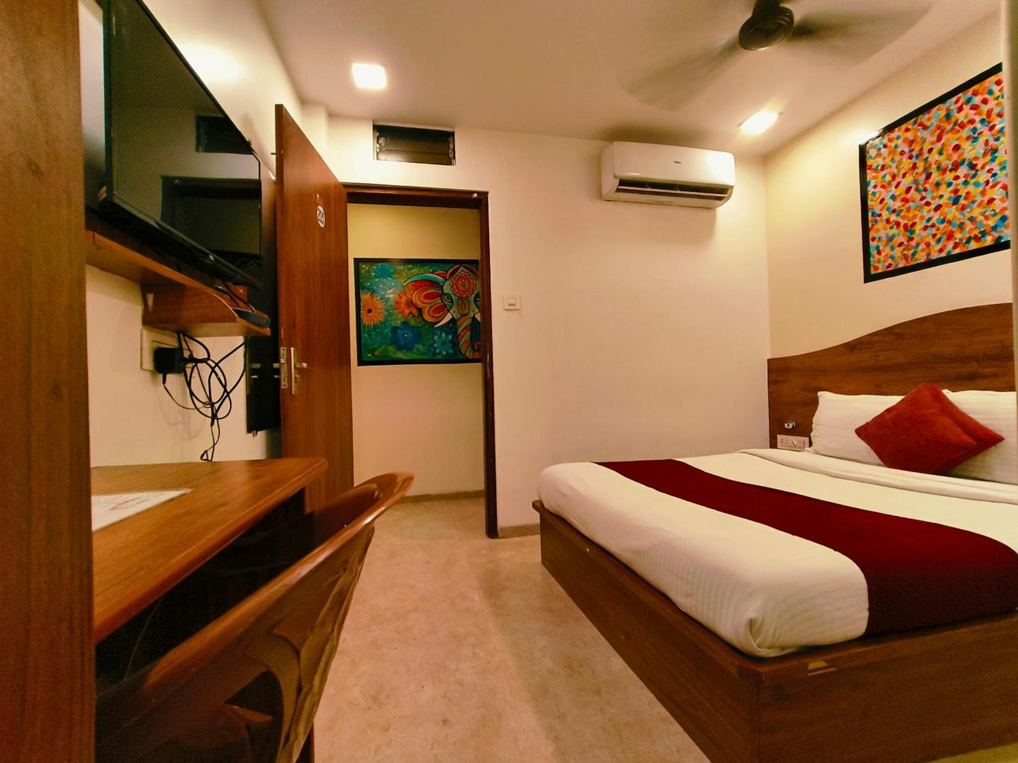 Hotel Beach Crown Juhu - Mumbai — Photos 2